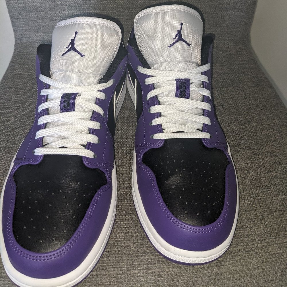 Air Jordan 1 Low Court Purple